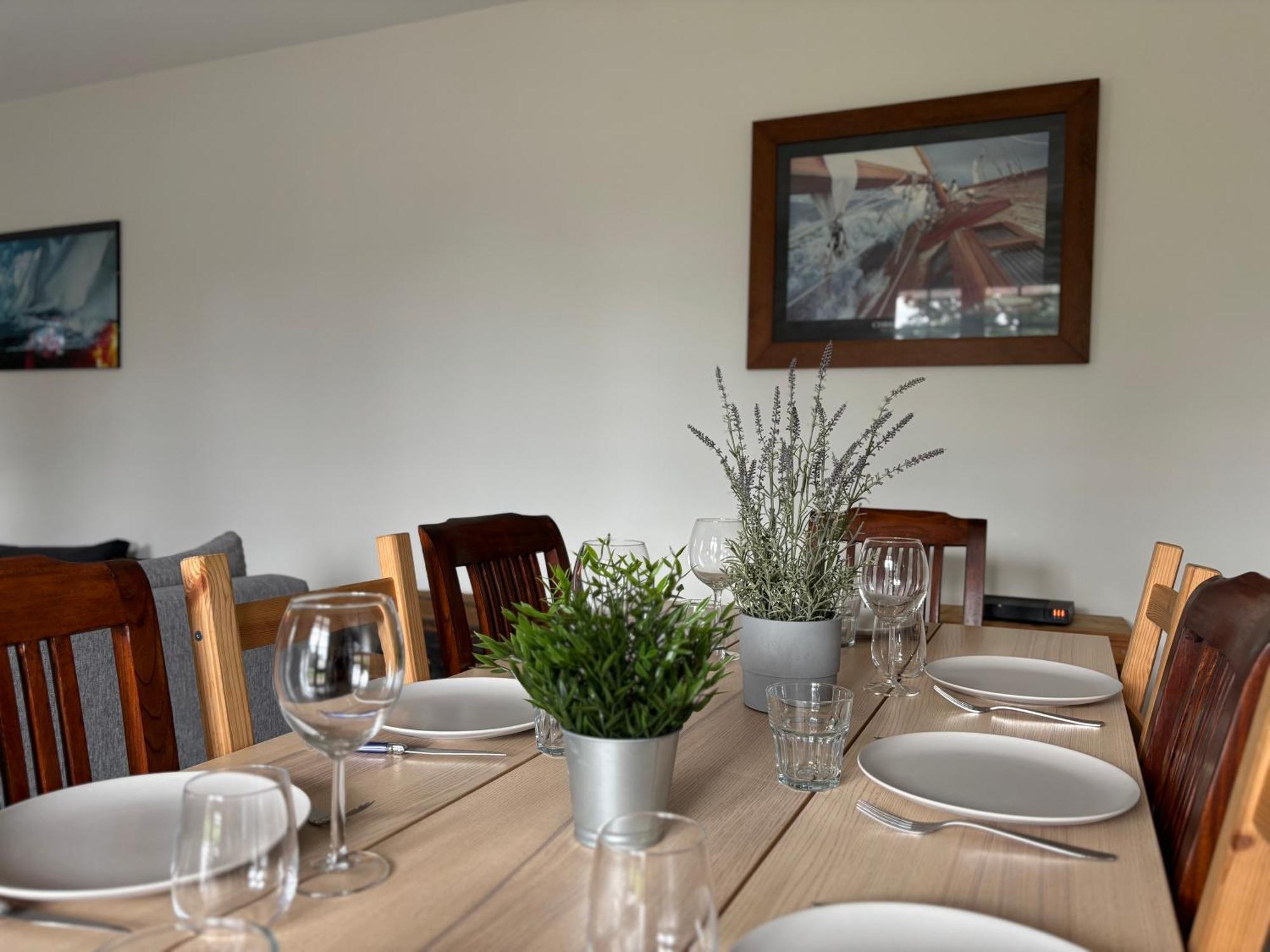 La Fromagerie Maison Lumineuse Et Spacieuse Beau Sejour 5 Ch 2 Wc 1 Sdb Grand Jardin Clos 5Mn A Pied Commerces 10 Mn Plage Omaha Beach Proche Plages Du Debarquement Trevieres Екстер'єр фото
